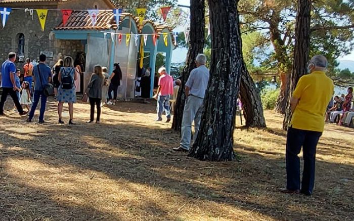 Η Βυτίνα τίμησε τη γιορτή της Αγίας Παρασκευής (εικόνες)