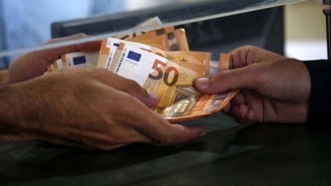 Κοινωνικό μέρισμα | Πληρωμές την Παρασκευή, συνεχίζονται οι αιτήσεις