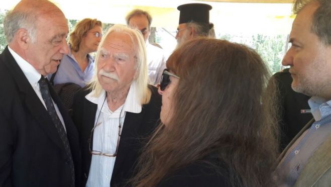 &Omicron; &Delta;&eta;&mu;&omicron;&sigma;&theta;έ&nu;&eta;&sigmaf; &Sigma;&omega;&tau;&eta;&rho;ό&pi;&omicron;&upsilon;&lambda;&omicron;&sigmaf; &alpha;&pi;&omicron;&chi;&alpha;&iota;&rho;&epsilon;&tau;ά &tau;&omicron;&nu; &Alpha;&rho;&gamma;ύ&rho;&eta; &Pi;&epsilon;&tau;&rho;&omicron;&nu;ώ&tau;&eta;...