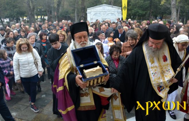 Τα Άχραντα Πάθη του Χριστού υποδέχθηκε η Τρίπολη (εικόνες)