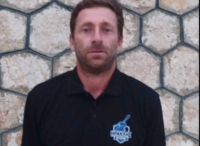 &Delta;&eta;&mu;ή&tau;&rho;&eta;&sigmaf; &Alpha;&rho;&phi;ά&nu;&eta;&sigmaf;, &eta; &epsilon;&pi;&iota;&sigma;&tau;&rho;&omicron;&phi;ή &sigma;&tau;&omicron;&nu; &Eta;&rho;&alpha;&kappa;&lambda;ή &Beta;&epsilon;&rho;&beta;έ&nu;&omega;&nu;!