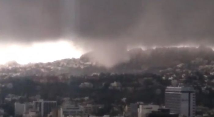 &Omicron; &alpha;&nu;&epsilon;&mu;&omicron;&sigma;&tau;&rho;ό&beta;&iota;&lambda;&omicron;&sigmaf; &tau;&eta;&sigmaf; &Alpha;&theta;ή&nu;&alpha;&sigmaf; &pi;&omicron;&upsilon; έ&chi;&epsilon;&iota; &tau;&rho;&epsilon;&lambda;ά&nu;&epsilon;&iota; &tau;&omicron; ί&nu;&tau;&epsilon;&rho;&nu;&epsilon;&tau;! (vd)