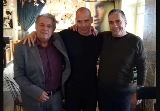 &Sigma;&tau;&eta;&nu; &Tau;&rho;ί&pi;&omicron;&lambda;&eta; &eta; &kappa;&omicron;&pi;ή &pi;ί&tau;&alpha;&sigmaf; &gamma;&iota;&alpha; &tau;&omicron; "&Mu;έ&rho;&alpha; 25"