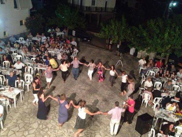 &Alpha;&nu;&alpha;&beta;ά&lambda;&lambda;&omicron;&nu;&tau;&alpha;&iota; &mu;έ&chi;&rho;&iota; &nu;&epsilon;&omicron;&tau;έ&rho;&alpha;&sigmaf; &omicron;&iota; &epsilon;&kappa;&delta;&eta;&lambda;ώ&sigma;&epsilon;&iota;&sigmaf; &sigma;&tau;&iota;&sigmaf; &Rho;ά&chi;&epsilon;&sigmaf; &Gamma;&omicron;&rho;&tau;&upsilon;&nu;ί&alpha;&sigmaf;