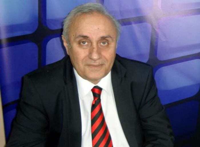 &Kappa;&omicron;&rho;&iota;&nu;&theta;ί&alpha; | Έ&phi;&upsilon;&gamma;&epsilon; &alpha;&pi;ό &tau;&eta;&nu; &zeta;&omega;ή &omicron; &Delta;&eta;&mu;ή&tau;&rho;&eta;&sigmaf; &Pi;&rho;&omicron;&beta;ή&sigmaf;