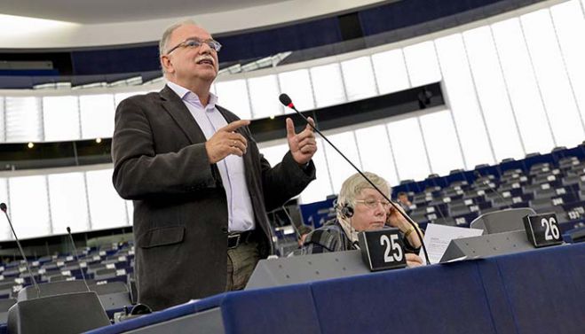 «Βάλτε τέλος στη μαφία της παράνομης διακίνησης ανθρώπων από την Τουρκία στην Ελλάδα» (vd)