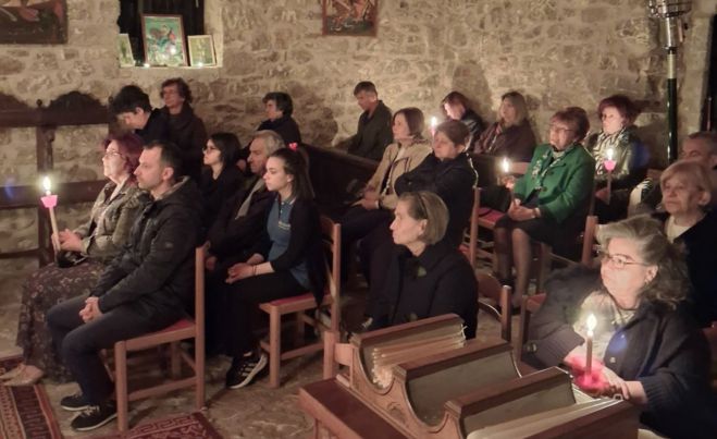 &Nu;&alpha;ό&sigmaf; &Alpha;&gamma;ί&omicron;&upsilon; &Delta;&eta;&mu;&eta;&tau;&rho;ί&omicron;&upsilon; &Tau;&zeta;ί&beta;&alpha; |&Eta; &Alpha;&gamma;&rho;&upsilon;&pi;&nu;ί&alpha; &epsilon;&pi;ί &tau;&eta; &Alpha;&pi;&omicron;&delta;ώ&sigma;&epsilon;&iota; &tau;&eta;&sigmaf; &Epsilon;&omicron;&rho;&tau;ή&sigmaf; &tau;&omicron;&upsilon; &Pi;ά&sigma;&chi;&alpha; (&epsilon;&iota;&kappa;ό&nu;&epsilon;&sigmaf;)