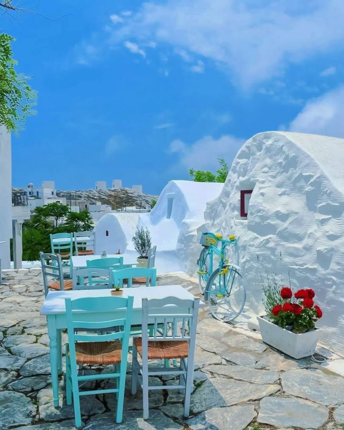 &Eta; &Iota;&omega;ά&nu;&nu;&alpha; &Sigma;&alpha;&nu;ή &alpha;&pi;ό &tau;&eta;&nu; &Tau;&rho;ί&pi;&omicron;&lambda;&eta; &Pi;&rho;ό&epsilon;&delta;&rho;&omicron;&sigmaf; &sigma;&tau;&eta;&nu; Έ&nu;&omega;&sigma;&eta; &Xi;&epsilon;&nu;&omicron;&delta;ό&chi;&omega;&nu; &Kappa;&alpha;&iota; &Iota;&delta;&iota;&omicron;&kappa;&tau;&eta;&tau;ώ&nu; &Epsilon;&nu;&omicron;&iota;&kappa;&iota;&alpha;&zeta;ό&mu;&epsilon;&nu;&omega;&nu; &Delta;&omega;&mu;&alpha;&tau;ί&omega;&nu; &Alpha;&mu;&omicron;&rho;&gamma;&omicron;ύ