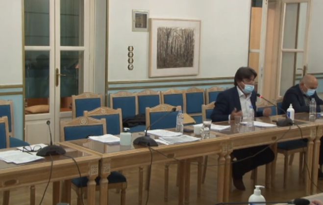 &Gamma;&iota;&alpha;&nu;&nu;&alpha;&kappa;&omicron;ύ&rho;&alpha;&sigmaf;: "Έ&chi;&omicron;&upsilon;&mu;&epsilon; &pi;&omicron;&lambda;&lambda;ά &kappa;&rho;&omicron;ύ&sigma;&mu;&alpha;&tau;&alpha; &sigma;&epsilon; &rho;&omicron;&mu;ά &kappa;&alpha;&iota; &sigma;&tau;&eta;&nu; &Alpha;&rho;&kappa;&alpha;&delta;ί&alpha;"