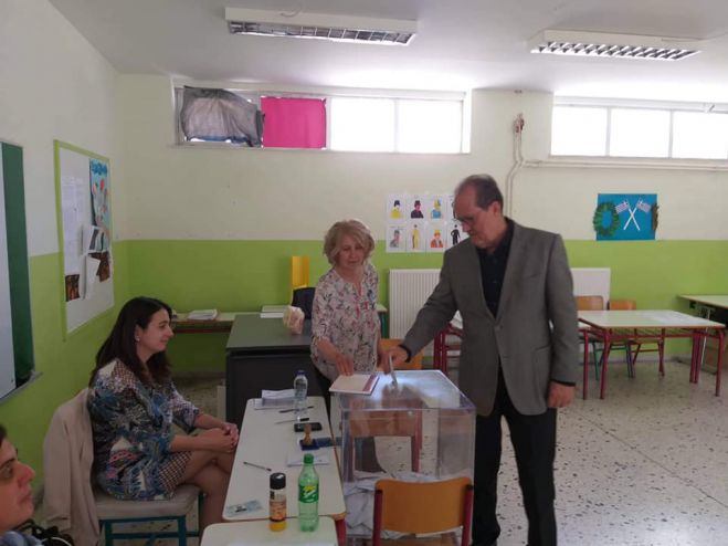 &Psi;ή&phi;&iota;&sigma;&epsilon; &omicron; &Pi;&alpha;&nu;&alpha;&gamma;&iota;ώ&tau;&eta;&sigmaf; &Nu;ί&kappa;&alpha;&sigmaf; - &Tau;&omicron; &mu;ή&nu;&upsilon;&mu;ά &tau;&omicron;&upsilon; &mu;&epsilon;&tau;ά &tau;&eta;&nu; &kappa;ά&lambda;&pi;&eta;