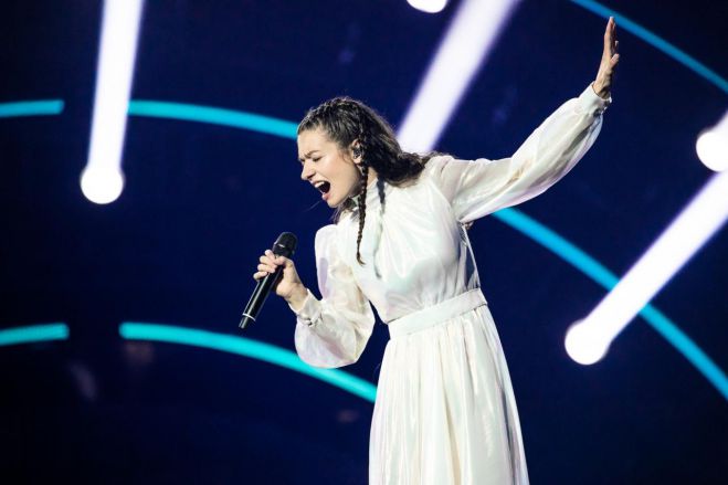 Eurovision 2022 | &Eta; &Epsilon;&lambda;&lambda;ά&delta;&alpha; &sigma;&tau;&omicron;&nu; &Mu;&epsilon;&gamma;ά&lambda;&omicron; &Tau;&epsilon;&lambda;&iota;&kappa;ό &mu;&epsilon; &tau;&eta;&nu; &Alpha;&mu;ά&nu;&tau;&alpha; &Gamma;&epsilon;&omega;&rho;&gamma;&iota;ά&delta;&eta; &kappa;&alpha;&iota; &tau;&omicron; &laquo;Die together&raquo; | &Sigma;ά&beta;&beta;&alpha;&tau;&omicron; 14 &Mu;&alpha;ΐ&omicron;&upsilon; 2022, &sigma;&tau;&iota;&sigmaf; 22:00