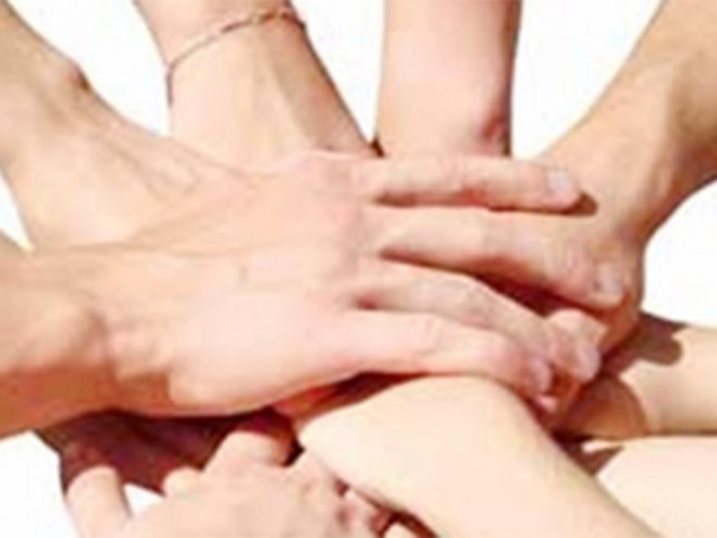 &Sigma;&upsilon;&nu;&delta;&rho;&omicron;&mu;ή &tau;&eta;&sigmaf; &Pi;&epsilon;&rho;&iota;&phi;έ&rho;&epsilon;&iota;&alpha;&sigmaf; &Pi;&epsilon;&lambda;&omicron;&pi;&omicron;&nu;&nu;ή&sigma;&omicron;&upsilon; &sigma;&epsilon; &pi;&rho;&omicron;&nu;&omicron;&iota;&alpha;&kappa;ά &iota;&delta;&rho;ύ&mu;&alpha;&tau;&alpha; &tau;&eta;&sigmaf; &Epsilon;&kappa;&kappa;&lambda;&eta;&sigma;ί&alpha;&sigmaf; &kappa;&alpha;&iota; &kappa;&omicron;&iota;&nu;&omega;&nu;&iota;&kappa;&omicron;ύ&sigmaf; &phi;&omicron;&rho;&epsilon;ί&sigmaf;