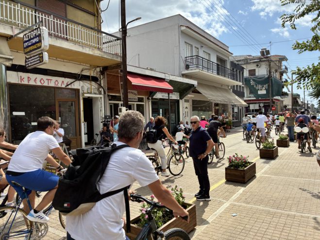 &Delta;&eta;&lambda;ώ&sigma;&tau;&epsilon; &sigma;&upsilon;&mu;&mu;&epsilon;&tau;&omicron;&chi;ή &sigma;&tau;&omicron;&nu; &Pi;&omicron;&delta;&eta;&lambda;&alpha;&tau;&iota;&kappa;ό &Gamma;ύ&rho;&omicron; &Mu;&epsilon;&gamma;&alpha;&lambda;ό&pi;&omicron;&lambda;&eta;&sigmaf;