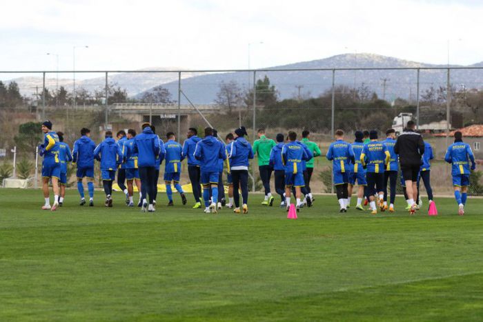 "&Kappa;&alpha;&theta;&alpha;&rho;ό&sigmaf;" &alpha;&pi;ό covid &omicron; &Alpha;&sigma;&tau;έ&rho;&alpha;&sigmaf; ... &epsilon;&nu;ό&psi;&epsilon;&iota; &Omicron;&lambda;&upsilon;&mu;&pi;&iota;&alpha;&kappa;&omicron;ύ!