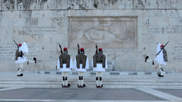 Τροπολογία για τον Άγνωστο Στρατιώτη | Ένσταση αντισυνταγματικότητας από ΠΑΣΟΚ, ΣΥΡΙΖΑ, Νέα Αριστερά και Πλεύση Ελευθερίας