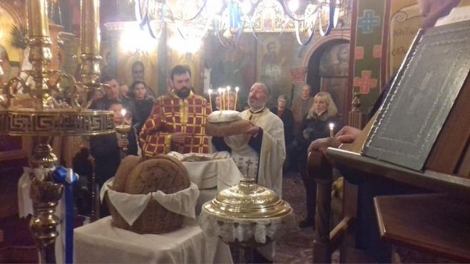 Γιορτάζει η Μονή Αγίου Νικολάου Καλτεζών (εικόνες)