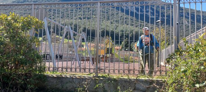 &Kappa;&alpha;&nu;&delta;ή&lambda;&alpha; | &Epsilon;&rho;&gamma;&alpha;&sigma;ί&epsilon;&sigmaf; &alpha;&pi;ό &tau;&omicron;&nu; &Delta;ή&mu;&omicron; &Tau;&rho;ί&pi;&omicron;&lambda;&eta;&sigmaf; (&epsilon;&iota;&kappa;ό&nu;&epsilon;&sigmaf;)