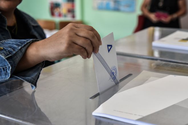 Αυτοδιοικητικές εκλογές 2023 |  Συνελήφθη υποψήφιος στην Κόρινθο