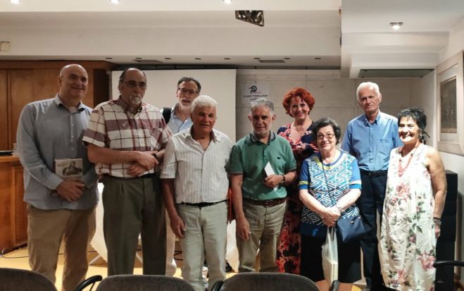 "&Tau;&rho;&iota;&pi;&omicron;&lambda;&iota;&tau;&sigma;ά, &Mu;&alpha;&rho;&tau;&upsilon;&rho;&iota;&kappa;ή &pi;ό&lambda;&eta;" | &Sigma;&tau;&eta;&nu; &Alpha;&theta;ή&nu;&alpha; &pi;&alpha;&rho;&omicron;&upsilon;&sigma;&iota;ά&sigma;&tau;&eta;&kappa;&epsilon; &tau;&omicron; &beta;&iota;&beta;&lambda;ί&omicron; &tau;&omicron;&upsilon; &Pi;&alpha;&nu;&alpha;&gamma;&iota;ώ&tau;&eta; &Beta;έ&mu;&mu;&omicron;&upsilon; (&epsilon;&iota;&kappa;ό&nu;&epsilon;&sigmaf;)