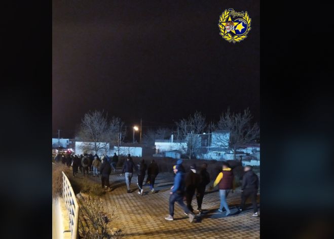 Tigers: "&Gamma;&alpha;ύ&rho;&omicron;&iota;, &nu;&tau;&rho;&omicron;&pi;έ&sigmaf; &tau;&eta;&sigmaf; &pi;ό&lambda;&eta;&sigmaf;"