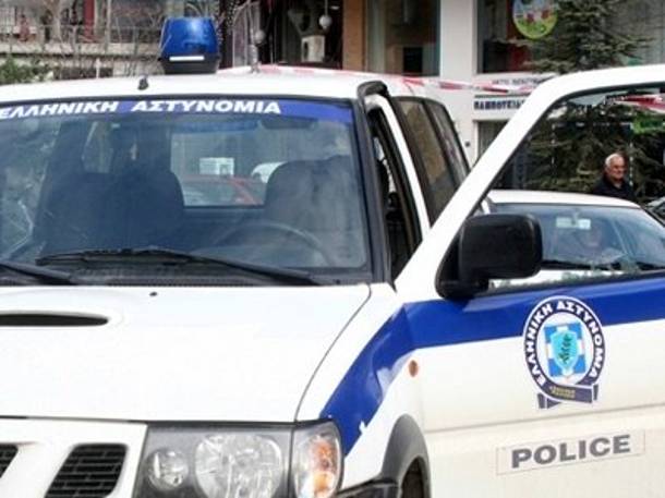 Τρεις αλβανούς συνέλαβε η αστυνομία για μικροποσότητα κάνναβης