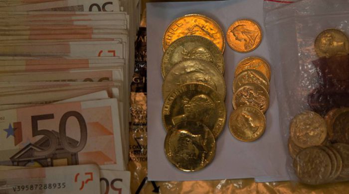 Ο κλεμμένος θησαυρός βρέθηκε στο Χαλάνδρι: 700 κιλά χρυσαφικά, διαμάντια και μετρητά!