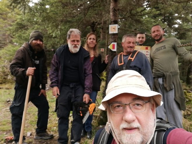 &Sigma;&upsilon;&nu;&tau;ή&rho;&eta;&sigma;&eta; &alpha;&pi;ό &epsilon;&theta;&epsilon;&lambda;&omicron;&nu;&tau;έ&sigmaf; &sigma;&tau;&omicron; &mu;&omicron;&nu;&omicron;&pi;ά&tau;&iota; Menalon trail (&epsilon;&iota;&kappa;ό&nu;&epsilon;&sigmaf;)