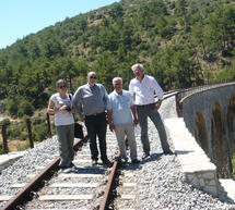 &Sigma;&upsilon;&nu;ά&nu;&tau;&eta;&sigma;&eta; &kappa;&alpha;&iota; &epsilon;&xi;&epsilon;&lambda;ί&xi;&epsilon;&iota;&sigmaf; &gamma;&iota;&alpha; &tau;&omicron; &phi;&omega;&tau;&iota;&sigma;&mu;ό &tau;&eta;&sigmaf; &gamma;έ&phi;&upsilon;&rho;&alpha;&sigmaf; &Mu;ά&nu;&alpha;&rho;&eta;
