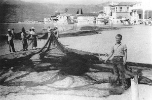 &Gamma;&iota;&omicron;&rho;&tau;ή &tau;&omicron;&upsilon; &Psi;&alpha;&rho;ά &tau;&eta;&nu; &Kappa;&upsilon;&rho;&iota;&alpha;&kappa;ή &sigma;&tau;&omicron; &Pi;&alpha;&rho;ά&lambda;&iota;&omicron;!