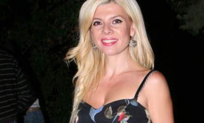 Στο Δαφνί νοσηλεύεται οικειοθελώς η ηθοποιός Τριανταφύλλη Μπουτεράκου