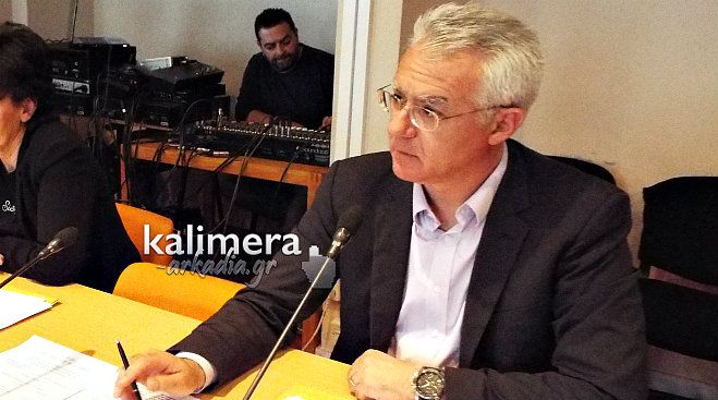 &Alpha;&pi;ά&nu;&tau;&eta;&sigma;&eta; &Sigma;&mu;&upsilon;&rho;&nu;&iota;ώ&tau;&eta;: &laquo;&Omicron; &kappa;. &Tau;&alpha;&tau;&omicron;ύ&lambda;&eta;&sigmaf; &pi;&rho;&omicron;&sigma;&pi;&alpha;&theta;&epsilon;ί &nu;&alpha; &sigma;&upsilon;&mu;&mu;&alpha;&zeta;έ&psi;&epsilon;&iota; &tau;&alpha; &alpha;&sigma;&upsilon;&mu;&mu;ά&zeta;&epsilon;&upsilon;&tau;&alpha; &gamma;&iota;&alpha; &tau;&alpha; &sigma;&kappa;&omicron;&upsilon;&pi;ί&delta;&iota;&alpha;&raquo; (vd)