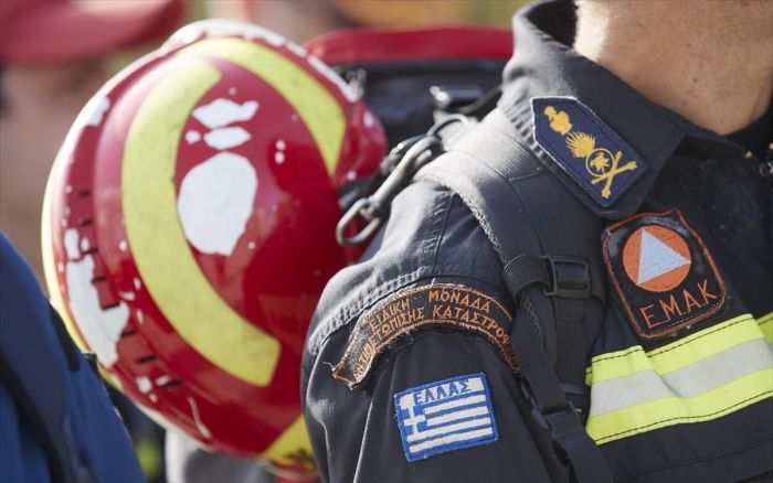 &Sigma;ύ&mu;&phi;&omega;&nu;&omicron;&sigmaf; &omicron; &Chi;&alpha;&rho;&delta;&alpha;&lambda;&iota;ά&sigmaf; &gamma;&iota;&alpha; &nu;&alpha; &delta;&eta;&mu;&iota;&omicron;&upsilon;&rho;&gamma;&eta;&theta;&epsilon;ί &Epsilon;&Mu;&Alpha;&Kappa; &sigma;&tau;&eta;&nu; &Tau;&rho;ί&pi;&omicron;&lambda;&eta;!