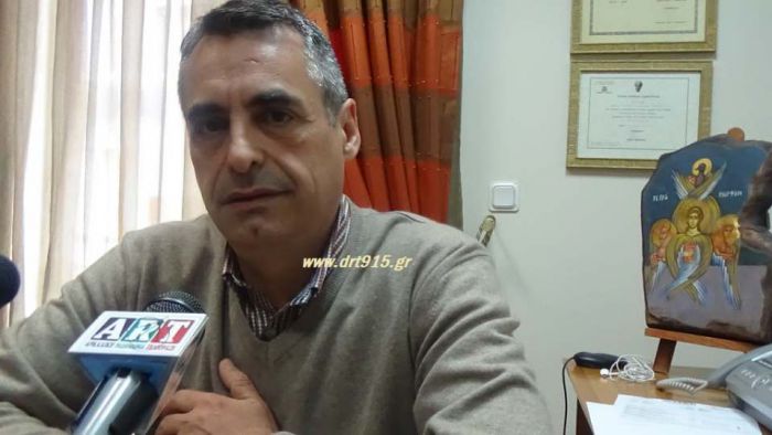 Τζιούμης: &quot;Ο κ. Δήμαρχος να μην λέει μεγάλα λόγια, αλλά να προχωρήσει σε έργα&quot; (vd)