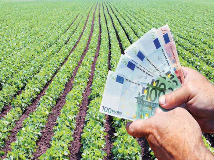 Αγρότες – Θα πληρωθούν επιστροφές ΦΠΑ και ΕΦΚ πετρελαίου