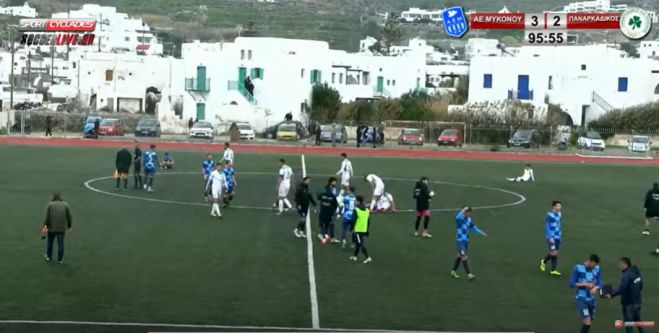 Ή&tau;&tau;&alpha; &mu;&epsilon; 3-2 &gamma;&iota;&alpha; &tau;&omicron;&nu; &Pi;&alpha;&nu;&alpha;&rho;&kappa;&alpha;&delta;&iota;&kappa;ό &sigma;&tau;&eta;&nu; &Mu;ύ&kappa;&omicron;&nu;&omicron; (vd)