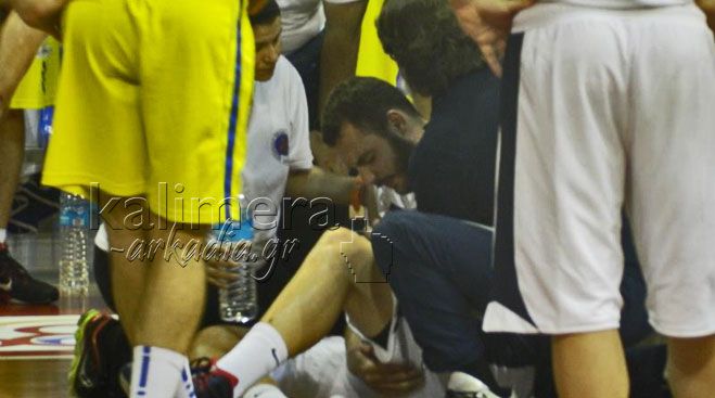 Η στιγμή που τραυματίστηκε ο Πέτρος Νοέας του Αρκαδικού (εικόνες)