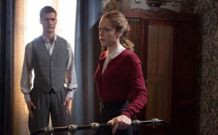 &Theta;&alpha; &chi;&upsilon;&theta;&epsilon;ί &nu;έ&omicron; &alpha;ί&mu;&alpha; &sigma;&tau;&iota;&sigmaf; "Ά&gamma;&rho;&iota;&epsilon;&sigmaf; &Mu;έ&lambda;&iota;&sigma;&sigma;&epsilon;&sigmaf;";