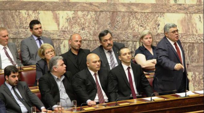 Να ψηφίσει «όχι» ο λαός στο δημοψήφισμα καλεί η Χρυσή Αυγή
