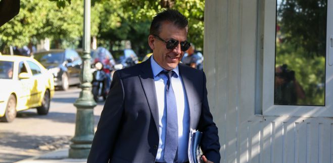 &Beta;&rho;&omicron;ύ&tau;&sigma;&eta;&sigmaf;: "&Theta;&alpha; &sigma;&tau;&alpha;&mu;&alpha;&tau;ή&sigma;&omicron;&upsilon;&mu;&epsilon; &tau;&iota;&sigmaf; &epsilon;&xi;&omicron;&nu;&tau;&omega;&tau;&iota;&kappa;έ&sigmaf; &epsilon;&iota;&sigma;&phi;&omicron;&rho;έ&sigmaf; &gamma;&iota;&alpha; &mu;&iota;&sigma;&theta;&omega;&tau;&omicron;ύ&sigmaf; &kappa;&alpha;&iota; &epsilon;&lambda;&epsilon;ύ&theta;&epsilon;&rho;&omicron;&upsilon;&sigmaf; &epsilon;&pi;&alpha;&gamma;&gamma;&epsilon;&lambda;&mu;&alpha;&tau;ί&epsilon;&sigmaf;"