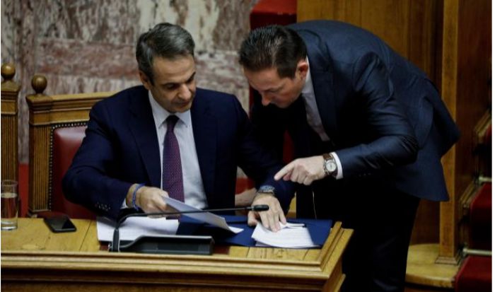 «Λίστα Πέτσα» - Εξώδικο από «Αυγή» και "Κόκκινο" για τη διαχείριση του δημόσιου χρήματος στα ΜΜΕ
