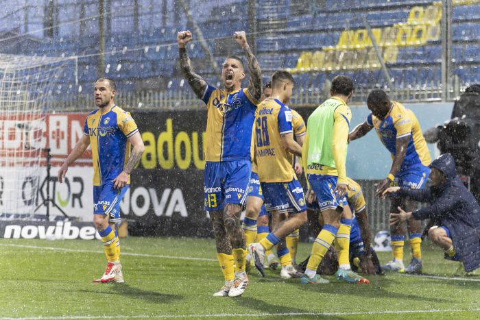 &Alpha;&sigma;&tau;έ&rho;&alpha;&sigmaf; &Tau;&rho;ί&pi;&omicron;&lambda;&eta;&sigmaf; AKTOR | &Tau;&alpha; &phi;&omega;&tau;&omicron;&gamma;&rho;&alpha;&phi;&iota;&kappa;ά "&kappa;&lambda;&iota;&kappa;" &alpha;&pi;ό &tau;&eta;&nu; &iota;&sigma;&omicron;&pi;έ&delta;&omega;&sigma;&eta; &tau;&eta;&sigmaf; &Alpha;&Epsilon;&Lambda;!