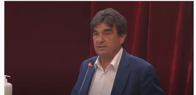 &Gamma;&iota;&alpha;&nu;&nu;&alpha;&kappa;&omicron;ύ&rho;&alpha;&sigmaf;: "&Eta; &pi;&epsilon;&rho;&iota;&phi;&epsilon;&rho;&epsilon;&iota;&alpha;&kappa;ή &alpha;&rho;&chi;ή &Nu;ί&kappa;&alpha; &alpha;&delta;&iota;&alpha;&phi;ό&rho;&eta;&sigma;&epsilon; &gamma;&iota;&alpha; &tau;&eta;&nu; &alpha;&delta;&iota;&kappa;ί&alpha; &epsilon;&iota;&sigmaf; &beta;ά&rho;&omicron;&sigmaf; &tau;&eta;&sigmaf; &pi;&upsilon;&rho;ό&pi;&lambda;&eta;&kappa;&tau;&eta;&sigmaf; &Alpha;&rho;&kappa;&alpha;&delta;ί&alpha;&sigmaf;"&nbsp;