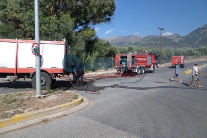 Φωτιά σε οικόπεδο αναστάτωσε την Καλαμάτα (εικόνες)