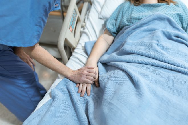 &quot;Έκρηξη&quot; νοσηλευόμενων με covid στην Τρίπολη - Μεγαλώνει η πίεση στο Παναρκαδικό Νοσοκομείο