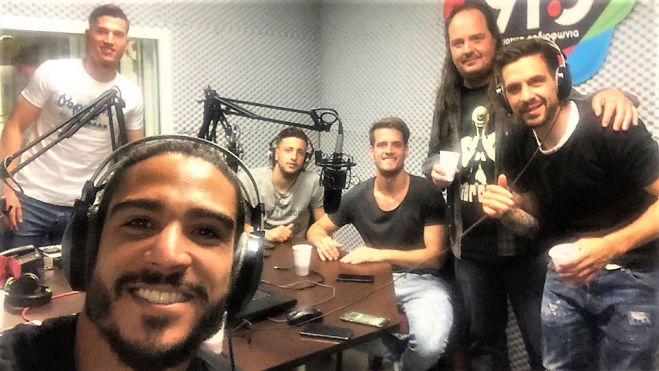 Μουσικοί παραγωγοί για μία ώρα ... οι Αργεντίνοι του Αστέρα! (vd)
