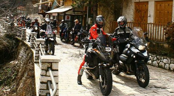 &Delta;&iota;&alpha;&delta;&rho;&omicron;&mu;έ&sigmaf; &tau;&omicron;&upsilon; &Pi;ά&rho;&nu;&omega;&nu;&alpha; &mu;&epsilon; &hellip; &mu;&omicron;&tau;&omicron;&sigma;&iota;&kappa;&lambda;έ&tau;&epsilon;&sigmaf; (&epsilon;&iota;&kappa;ό&nu;&epsilon;&sigmaf;)!