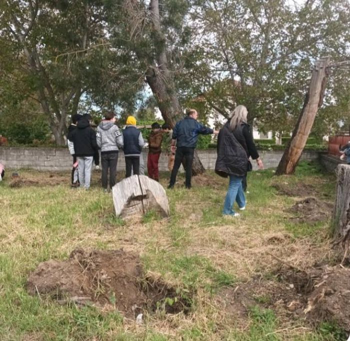 Δενδροφύτευση στην Αλέα με πρωτοβουλία του Γυμνασίου Τεγέας