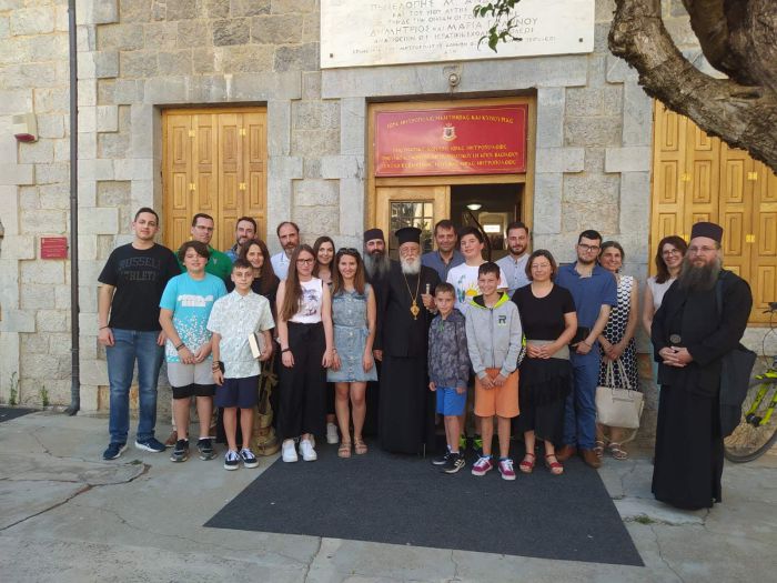 &Epsilon;&xi;&epsilon;&tau;ά&sigma;&epsilon;&iota;&sigmaf;&nbsp;&sigma;&tau;&eta; &Sigma;&chi;&omicron;&lambda;ή &Beta;&upsilon;&zeta;&alpha;&nu;&tau;&iota;&nu;ή&sigmaf; &Mu;&omicron;&upsilon;&sigma;&iota;&kappa;ή&sigmaf; &tau;&eta;&sigmaf; &Mu;&eta;&tau;&rho;&omicron;&pi;ό&lambda;&epsilon;&omega;&sigmaf; &Mu;&alpha;&nu;&tau;&iota;&nu;&epsilon;ί&alpha;&sigmaf; &kappa;&alpha;&iota; &Kappa;&upsilon;&nu;&omicron;&upsilon;&rho;ί&alpha;&sigmaf; (&epsilon;&iota;&kappa;ό&nu;&epsilon;&sigmaf;)