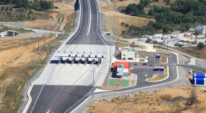 &Nu;έ&epsilon;&sigmaf; &tau;&iota;&mu;έ&sigmaf; &sigma;&tau;&alpha; &delta;&iota;ό&delta;&iota;&alpha;: &Pi;ό&sigma;&omicron; &theta;&alpha; &kappa;&omicron;&sigma;&tau;ί&zeta;&epsilon;&iota; &tau;&omicron; &tau;&alpha;&xi;ί&delta;&iota; &laquo;&Tau;&rho;ί&pi;&omicron;&lambda;&eta; &ndash; &Kappa;&alpha;&lambda;&alpha;&mu;ά&tau;&alpha;&raquo;;