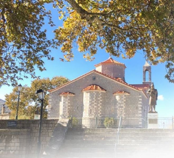 &Omicron; &Pi;&omicron;&lambda;&iota;&tau;&iota;&sigma;&tau;&iota;&kappa;ό&sigmaf; &Sigma;ύ&lambda;&lambda;&omicron;&gamma;&omicron;&sigmaf; "&Tau;&omicron; &Iota;&sigma;&tau;&omicron;&rho;&iota;&kappa;ό &Beta;&alpha;&lambda;&tau;έ&tau;&sigma;&iota;" &epsilon;&upsilon;&chi;&alpha;&rho;&iota;&sigma;&tau;&epsilon;ί &tau;&eta;&nu; &Pi;&epsilon;&rho;&iota;&phi;έ&rho;&epsilon;&iota;&alpha;